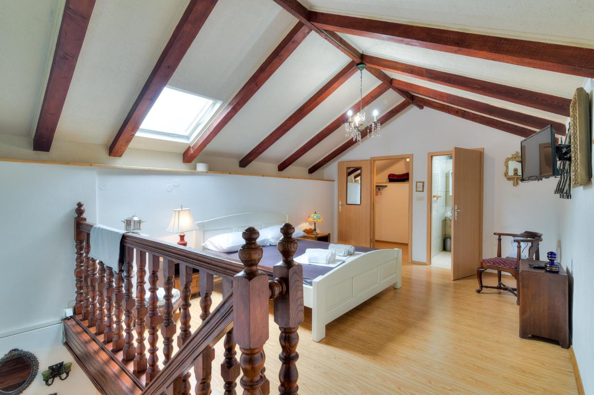 Apartments Princess 塞尼 外观 照片